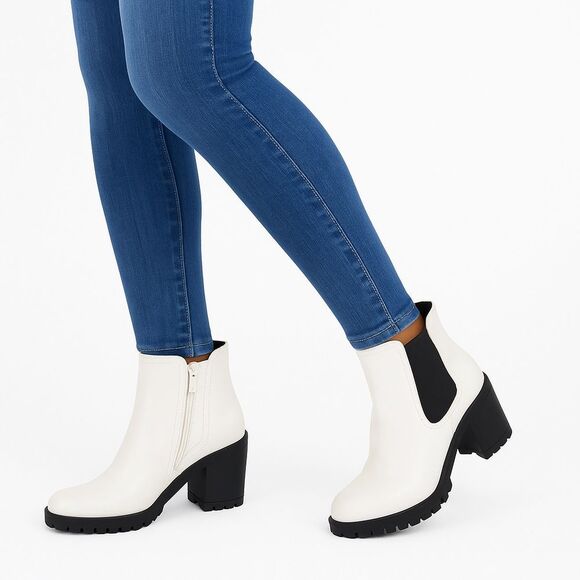 Sun + Stone Morghan White Chunky Heel Ankle Boots Women’s Size 9.5 - Picture 1 of 7